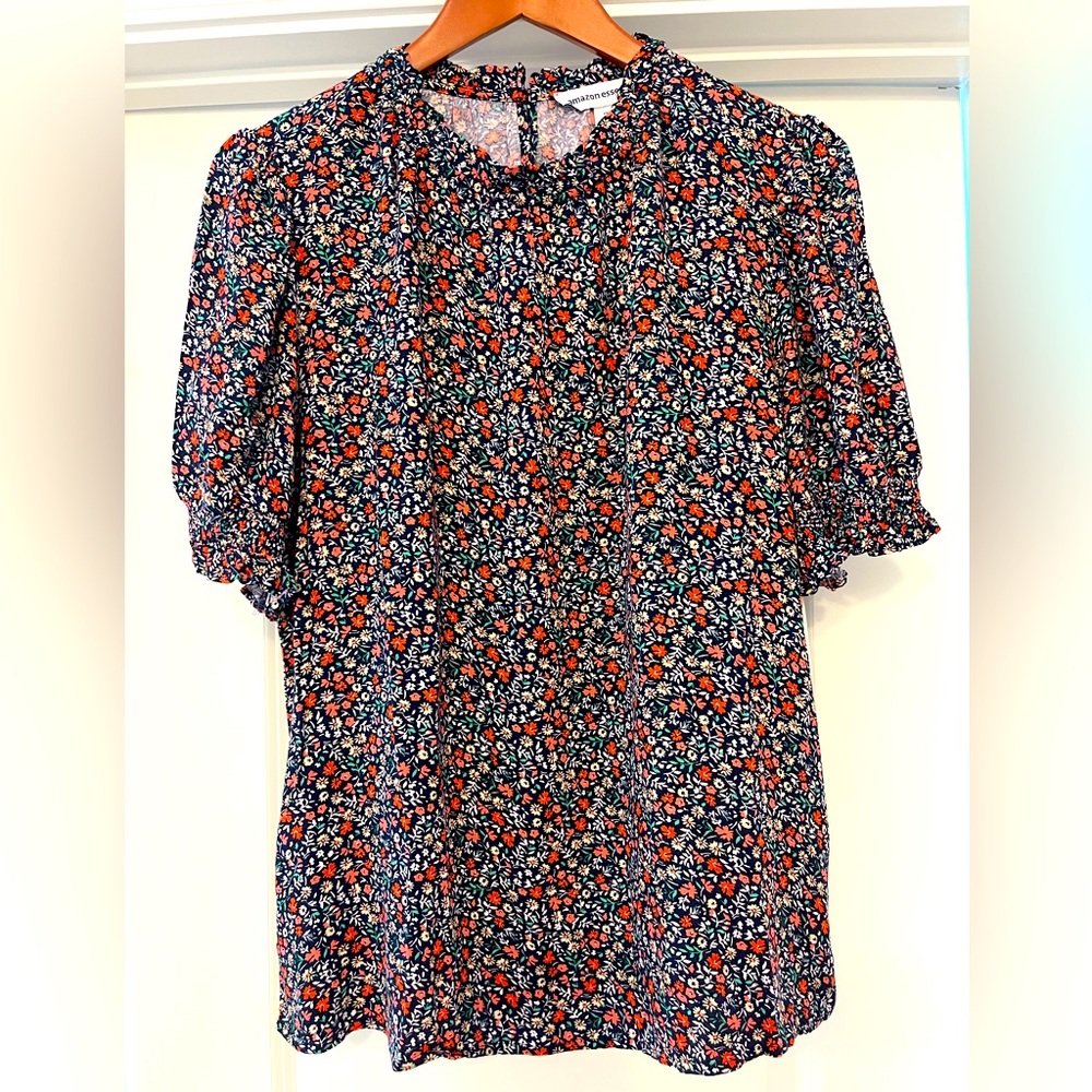 Amazon Essentials Navy Floral Button Collared Blouse in L